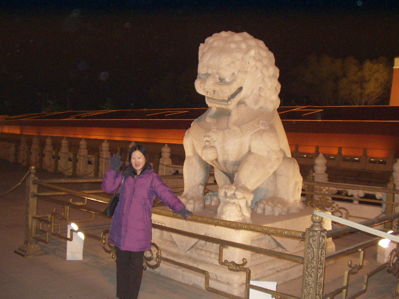 maotomb.jpg